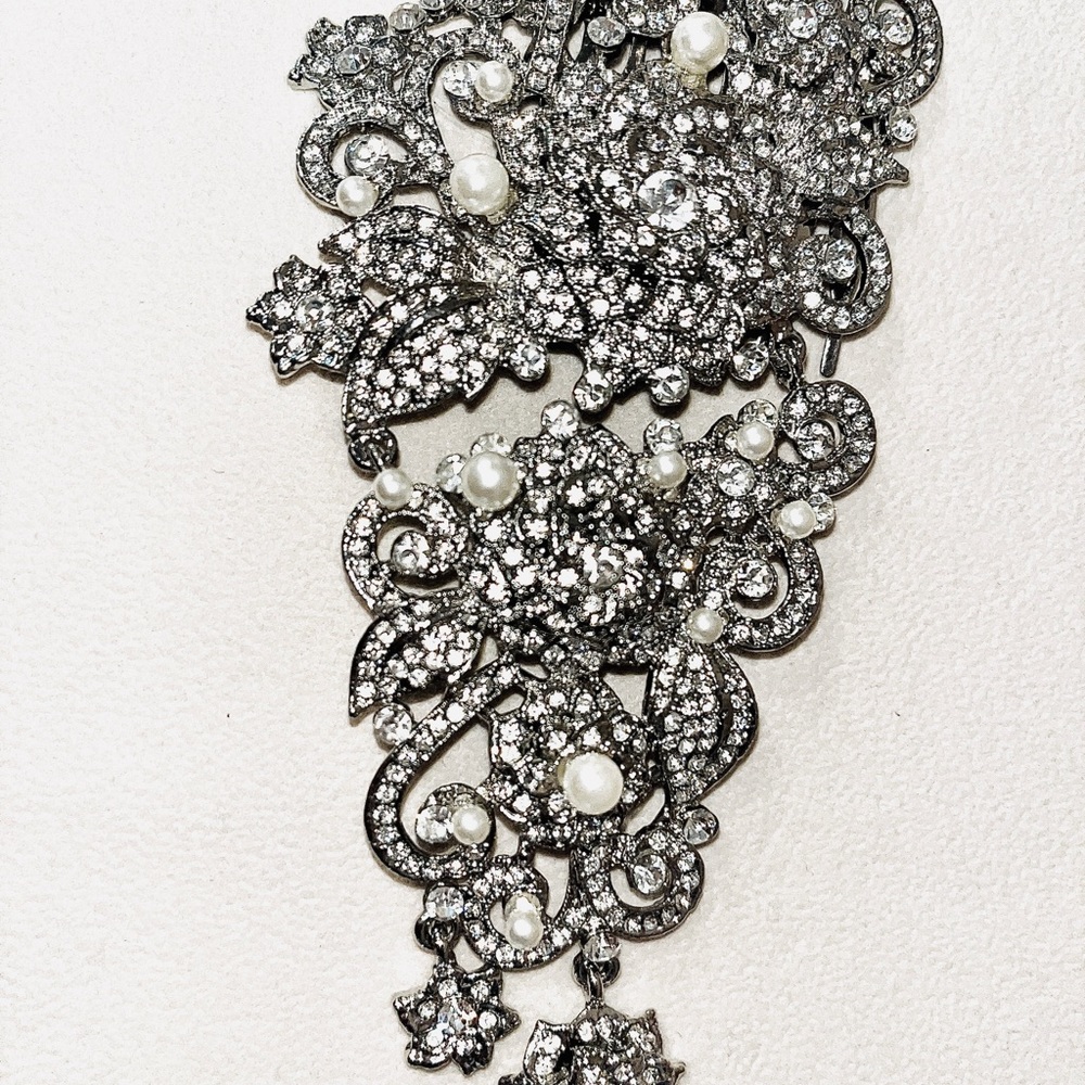 NWOT Beautiful Large Rhinestone & Pearl Hair Comb - Picture 3 of 3